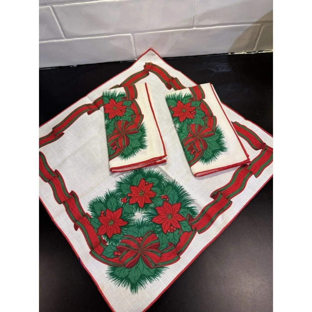 Poinsettia Holly Napkins Christmas Flower Red Green Set Of 3 Vintage‎ Brazil